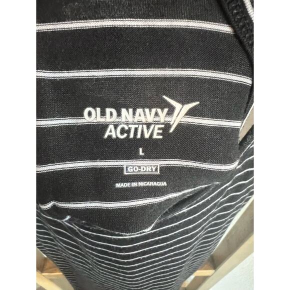 Old Navy Active Tank - Picture 2 of 3